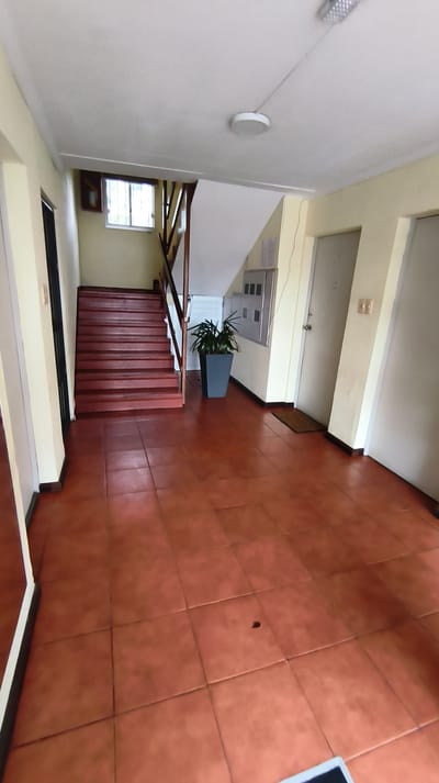 ALQUILO APTO. 1 DORM. AMUEBLADO,C /COCHERA, MALVIN NORTE.
