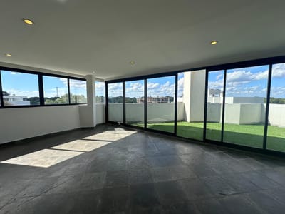 Three-bedroom apartment with staff quarters for sale in the Moravia gated community.