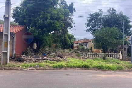 TERRENO EN LAURELTY - LUQUE EN VENTA
