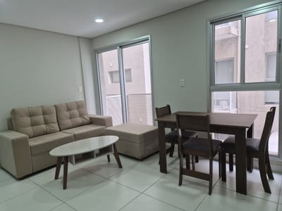 Alquilo departamento semi amoblado de un dormitorio y escritorio