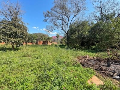 En venta amplio terreno en San Antonio