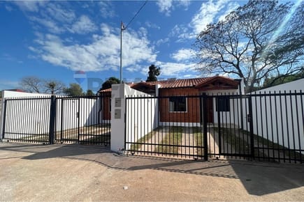 Chalet de 2 hab a estrenar a 300 m de Acceso Sur