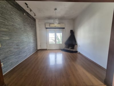 Casa PH, al frente, 2 dormitorios, parrillero