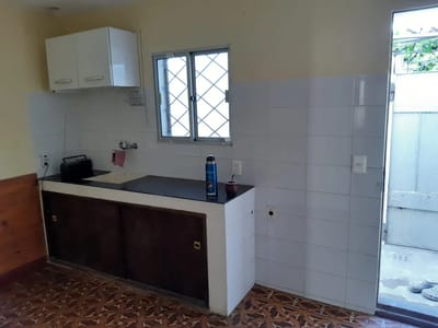 Alquiler Apartamento Tipo Casa, Un Dormitorio En Jardines Del Hipódromo
