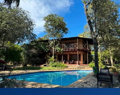 En Venta Hermosa Casa Rústica de Ensueño con Piscina en Emboscada, Cordillera