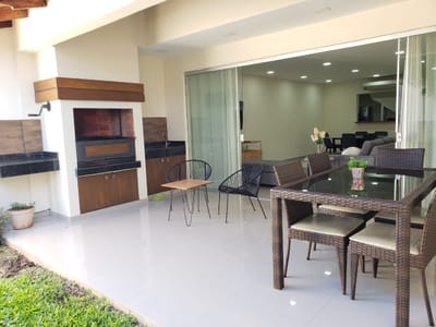 ALQUILO HERMOSO DUPLEX, TIPO CASA PAREADA AMOBLADO PRÁCTICAMENTE A ESTRENAR EN BARRIO SAN CRISTOBAL