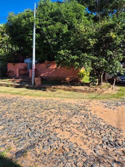 TERRENO EN ESQUINA EN VENTA | BARRIO MBURUCUYÁ | 384 M² 