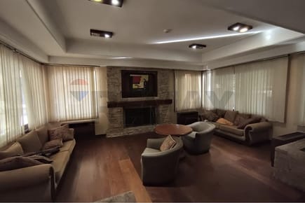 AMPLIA CASA PREMIUM EN BARRIO FELICIDAD - LAMBARÉ EN VENTA