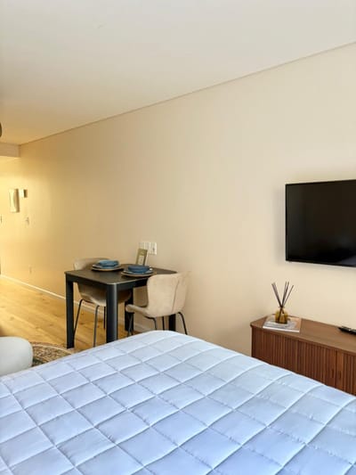 Apartamento de categoría sobre Rambla de Carrasco próximo a Arocena.