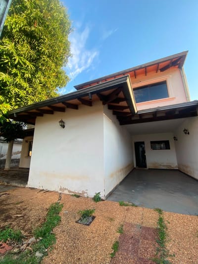 Alquilo casa en Barrio Mburucuya  - Zona Paraguayo Japonés