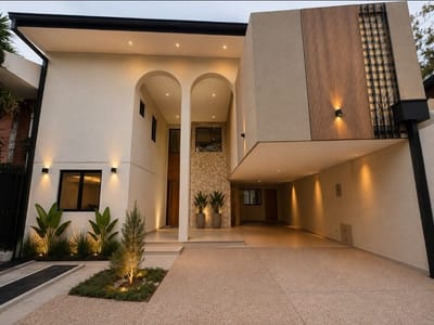 EN VENTA - IMPONENTE RESIDENCIA EN EL DORADO.