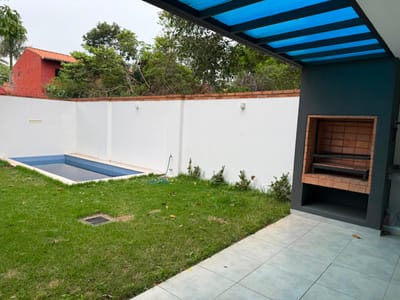 ????ALQUILO Duplex a estrenar zona Laurelty/Campo Grande 185m2
