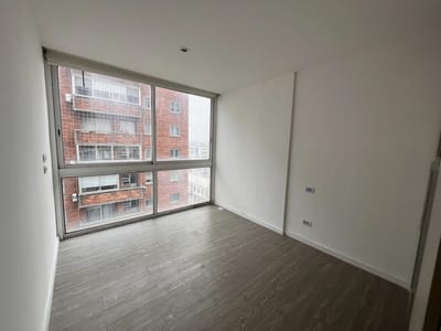 ALQUILER EN CIUDAD VIEJA/ BARRIO SUR, 1 DORMITORIO, PISO ALTO, SEGURIDAD, SUM, GIMNASIO