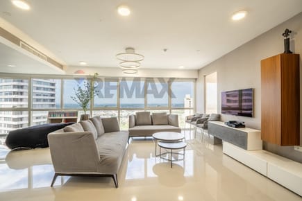 EN VENTA DEPARTAMENTO 270 M2 EN THE TOWER PISO 25