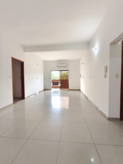 ALQUILO AMPLIO DEPARTAMENTO DE 3 DORMITORIOS EN SAN VICENTE