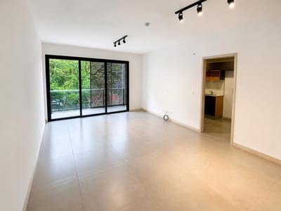 DEPARTAMENTO DE 2 HABITACIONES EN LAS LOMAS - ASUNCIÓN EN VENTA