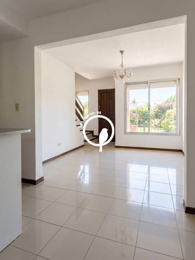 Casa duplex de 2 dormitorios en Venta en ciudad de Canelones