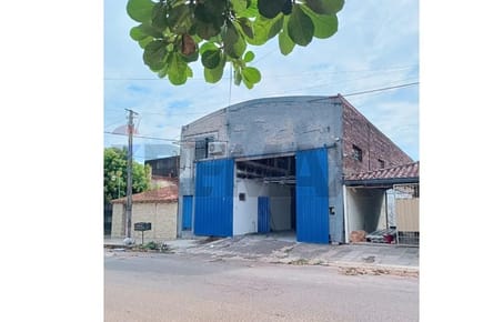 DEPÓSITO EN EL CENTRO DE SAN LORENZO EN VENTA