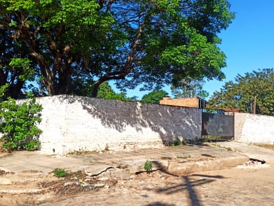 Vendo Terreno en Esquina en Asunción