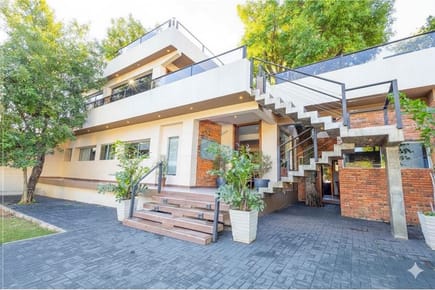 Vendo residencia zona yath