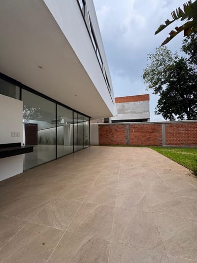 En Venta Casa en Fernando de la Mora