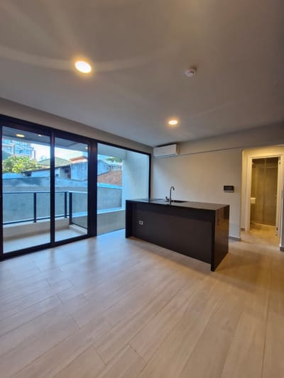 ALQUILO DEPARTAMENTO DE 1 DORMITORIO ZONA SHOPPING DEL SOL,A ESTRENAR!