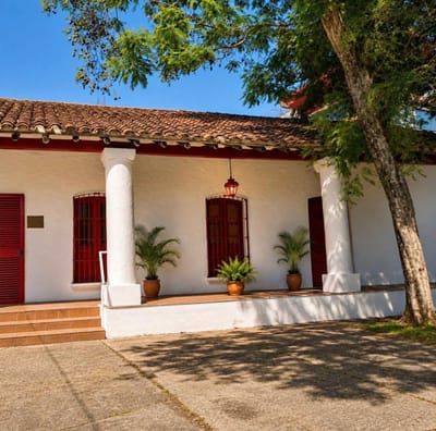 En Alquiler Casa Colonial ideal para Cafetería en Barrio Trinidad A515