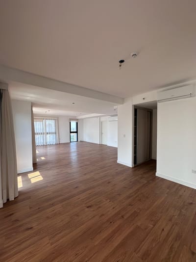 Alquilo Semi Piso en More del Sol