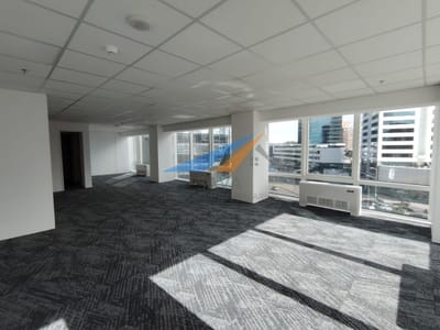 Alquiler Oficina 100 M² en Puerto Buceo! en el World Trade Center Torre 4! A Estrenar