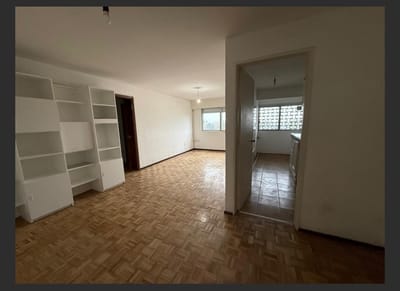 ALQUILER EN PARQUE BATLLE, 2 DORMITORIOS, PISO 8 AL FRENTE, TERRAZA LAVADERO, GARAJE INCLUIDO