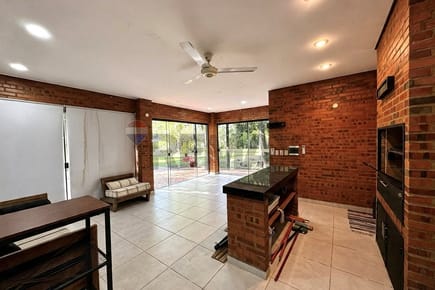 QUINTA CON 2.351 M2 EN AREGUA EN VENTA
