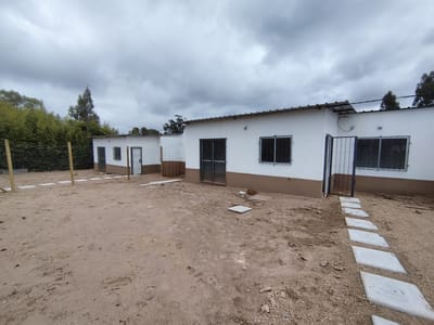 Casa En Alquiler 2 dormitorios En Colonia Nicolich