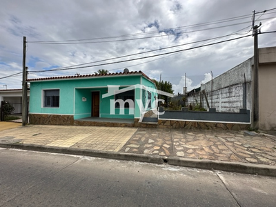 ¡Ideal Inversión! Casa Céntrica Pando con Renta