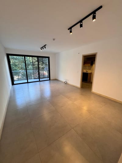 Vendo departamento en Edificio ALBAN 1 99 m2 propios