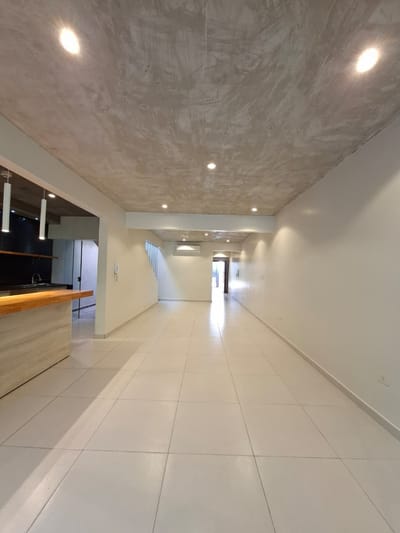 EN VENTA HERMOSO DUPLEX ZONA MOLAS LOPEZ