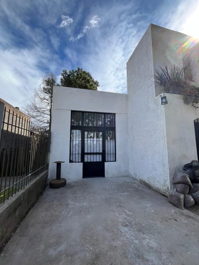 Se Alquila Local Comercial Medanos De Solymar