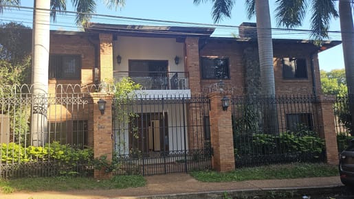 Alquilo en zona embajada Americana