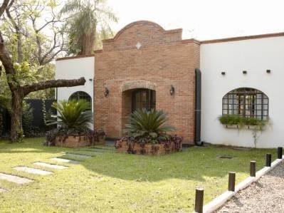 Casa de verano en San Bernardino · Pirayú-Í