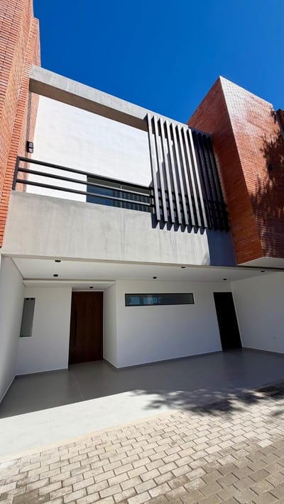 Alquilo Casa a estrenar en Luque - Loma merlo