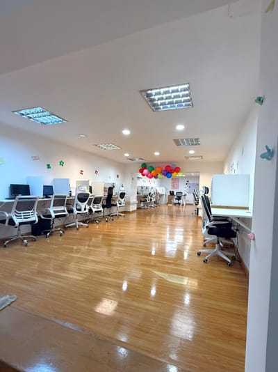 ALQUILER OFICINA EN CIUDAD VIEJA: 230m2
