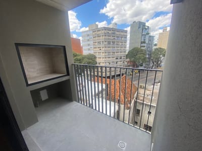 VENTA APARTAMENTO UN DORMITORIO CON PARRILLERO PROPIO PARQUE RODO ESTRENA