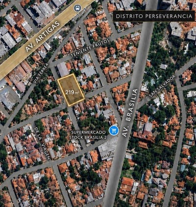 EN VENTA | Terreno En Esquina A 2 Cuadras De Distrito Perseverancia, Barrio Jara