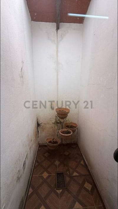 EN VENTA | Propiedad De 423 m² Con Casa Y Galpón En Nazareth