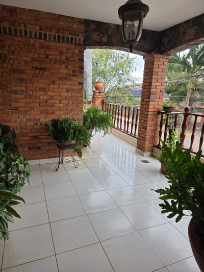OFERTAA!!!! VENDO HERMOSA CASA EN ESQUINA EN BARRIO HERRERA