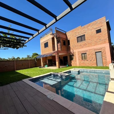 OFERTA!!! EN VENTA LUJOSA CASA EN SAN BERNARDINO