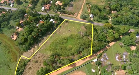 En Venta Terreno de 11.500 m2 en Ypane - Potrerito - V024
