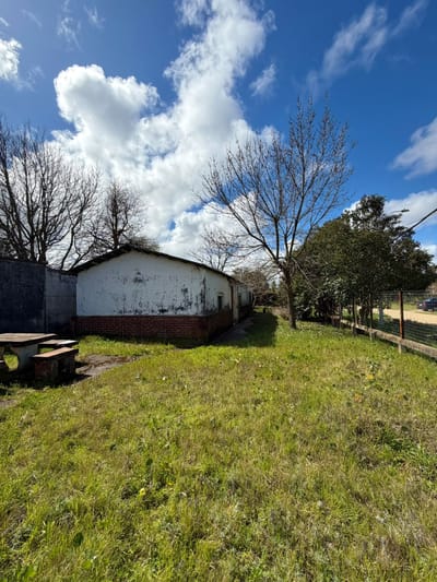 Terreno con mejoras - Las Toscas sur.
