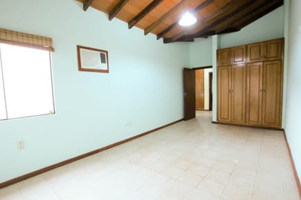 ALQUILO DUPLEX 3 DORMITORIOS ZONA PASEO LA GALERIA