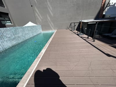 Venta apartamento monoambiente lujo 32 m2 todo amoblado Pocitos casi Rambla