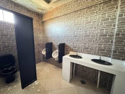 VENDO EDIFICIO EN BARRIO PETIROSSI